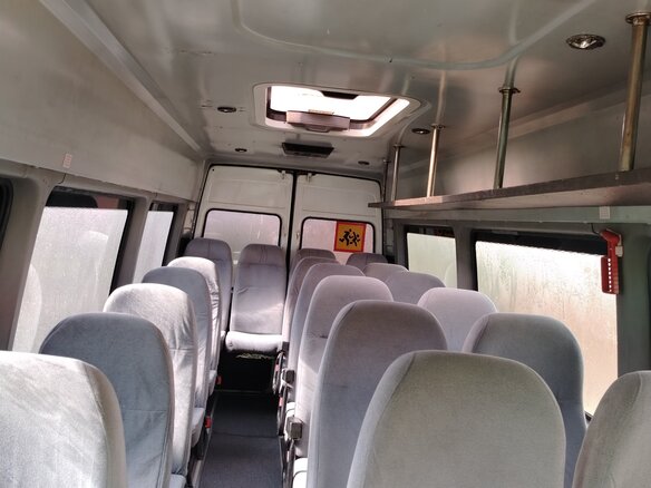 2001 Mercedes-Benz Sprinter, белый, 720000 рублей - вид 7