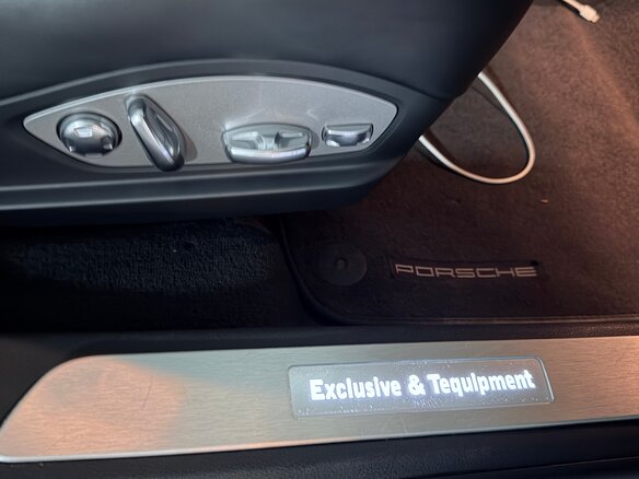 2010 Porsche Panamera 4S I, белый, 2500000 рублей - вид 25