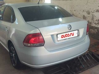 2012 Volkswagen Polo V, серебристый, 600000 рублей, вид 3
