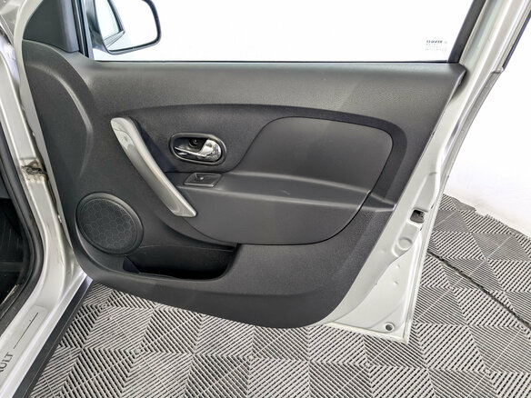 2017 Renault Sandero Stepway II, серый, 960000 рублей - вид 23