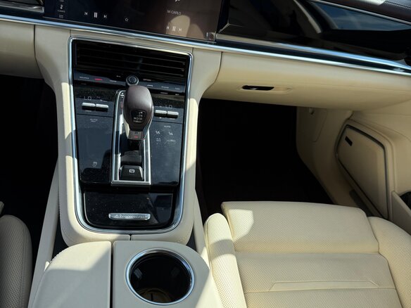 2021 Porsche Panamera 4 Executive II Рестайлинг, чёрный - вид 10