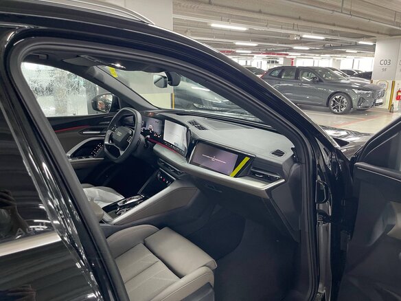 2026 Audi Q5 40 TDI III (GU), чёрный, 8800000 рублей - вид 6