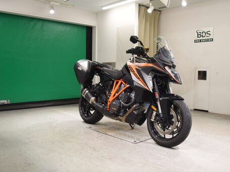 2019 KTM 1290 Super Duke GT, чёрный, 1160000 рублей, вид 1