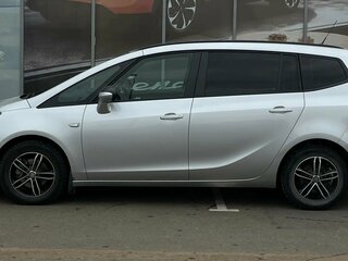 2013 Opel Zafira C, серебристый, 850000 рублей, вид 5