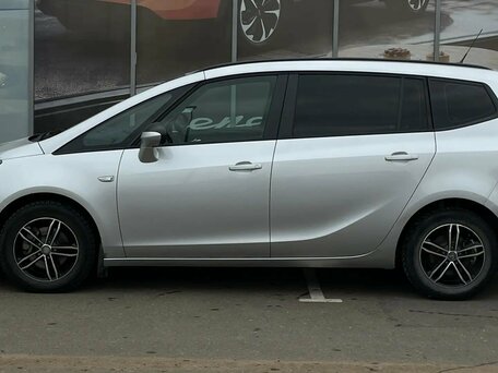 2013 Opel Zafira C, серебристый, 750000 рублей, вид 5