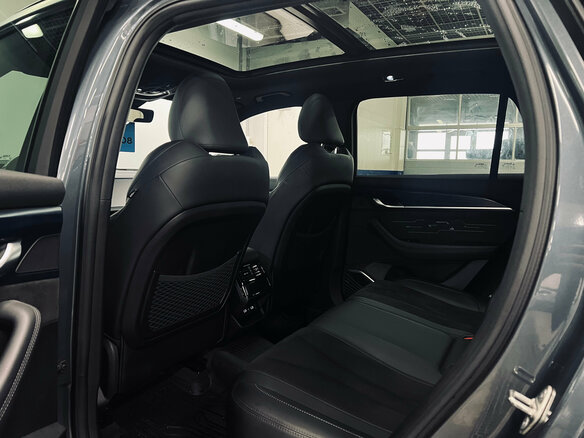 2024 Geely Monjaro I, серый, 3050000 рублей - вид 21