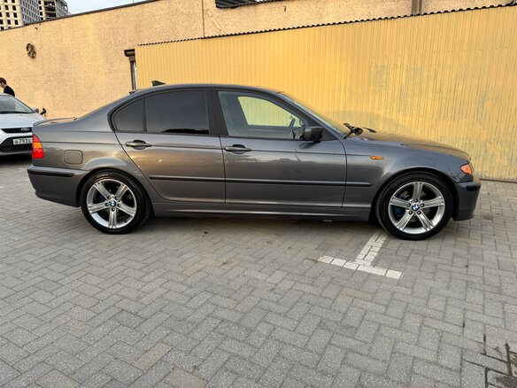 2002 BMW 3 серии 325i IV (E46) Рестайлинг, серый, 750000 рублей - вид 3