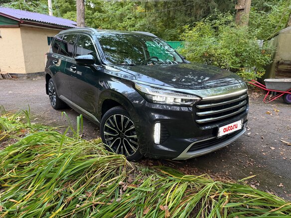 2023 Exeed VX I, серый, 2850000 рублей - вид 2