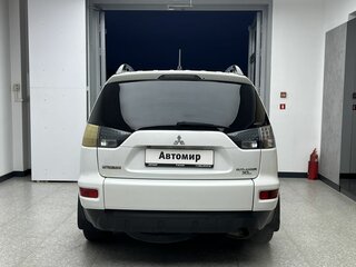 2012 Mitsubishi Outlander II Рестайлинг, белый, 1190000 рублей, вид 5
