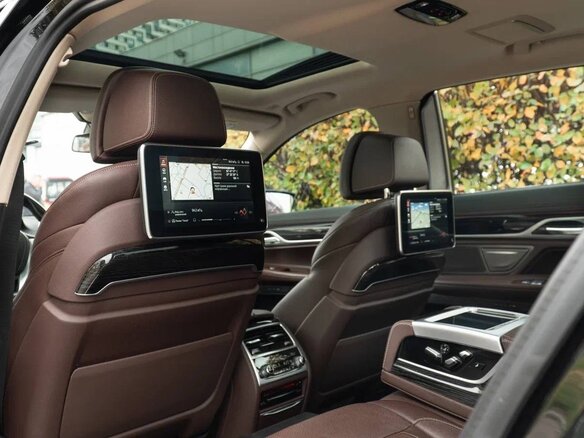 2020 BMW 7 серии Long 730Ld xDrive VI (G11/G12) Рестайлинг, чёрный, 5550000 рублей - вид 30