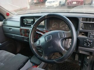 2000 Honda Stepwgn I Рестайлинг, чёрный, 320000 рублей, вид 3