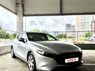 2021 Mazda 3 IV (BP), серебристый, 1600000 рублей, вид 3
