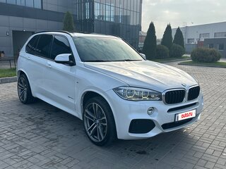 2015 BMW X5 40d III (F15), белый, 3990000 рублей, вид 3