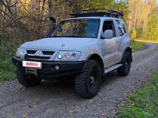 2004 Mitsubishi Pajero III Рестайлинг, бежевый, 1200000 рублей, вид 1