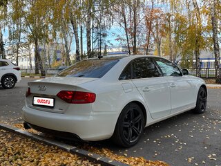 2009 Audi A4 6-speed IV (B8), белый, 1200000 рублей, вид 4