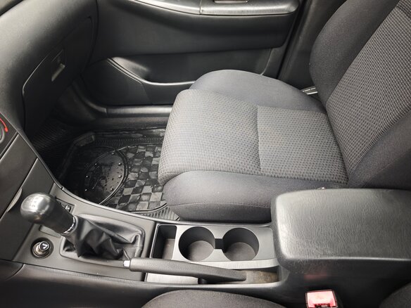 2005 Toyota Corolla IX (E120, E130) Рестайлинг, серебристый, 1090000 рублей - вид 13