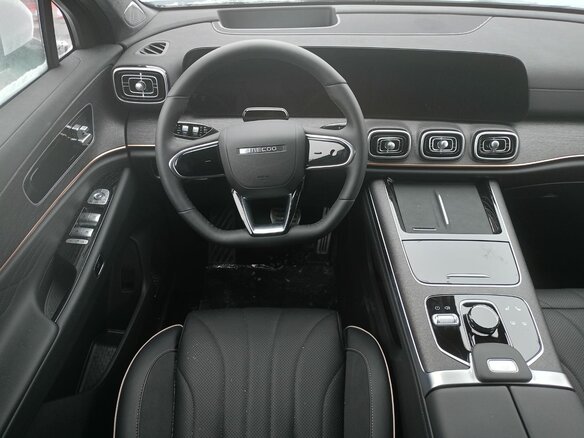 2025 Jaecoo J8, чёрный - вид 5