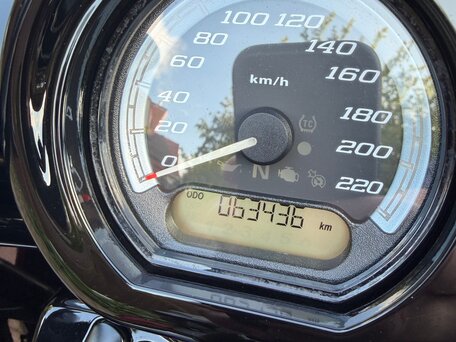 2019 Harley-Davidson Road Glide Limited, красный, 2700000 рублей, вид 5