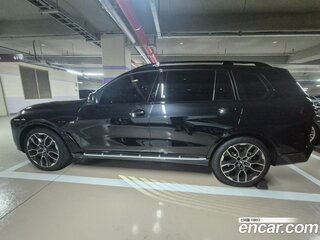 2026 BMW X7 40d I (G07) Рестайлинг, чёрный, 17215000 рублей, вид 3