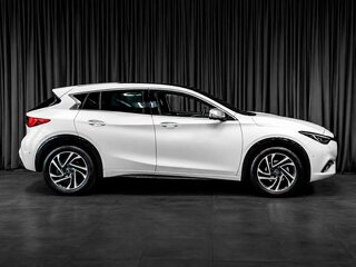 2017 Infiniti Q30, белый, 3199000 рублей, вид 5