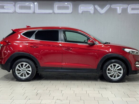 2017 Hyundai Tucson III, красный, 2170000 рублей - вид 3