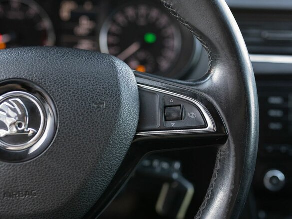 2013 Skoda Octavia III (A7), чёрный, 765000 рублей - вид 11