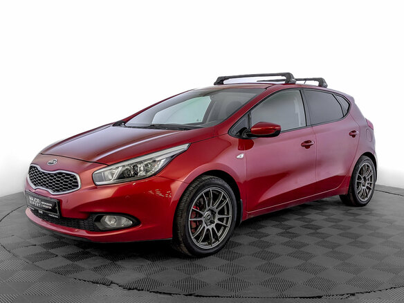 2014 Kia Ceed II, красный, 925000 рублей