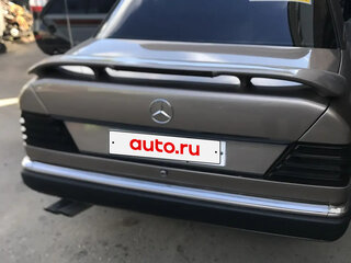 1987 Mercedes-Benz W124 230 4-speed, коричневый, 1450000 рублей, вид 2
