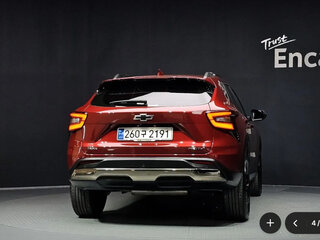 2023 Chevrolet Trax II, пурпурный, 1550000 рублей, вид 4