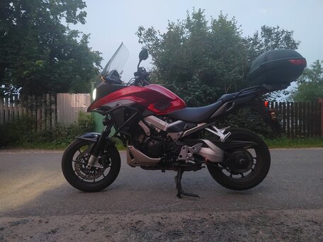 2016 Honda VFR 800X (Crossrunner), красный, 800000 рублей, вид 2