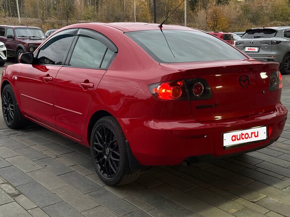 2006 Mazda 3 I (BK), красный, 670000 рублей - вид 9