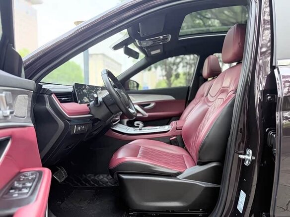 2023 Jetour X70+ I, чёрный, 1330000 рублей - вид 6