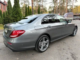 2019 Mercedes-Benz E-Класс 200 V (W213, S213, C238), серый, 3620000 рублей, вид 2