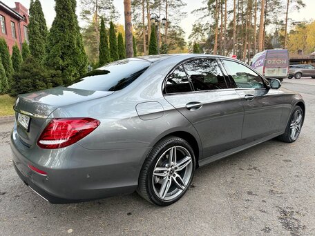 2019 Mercedes-Benz E-Класс 200 V (W213, S213, C238), серый, 3620000 рублей, вид 2