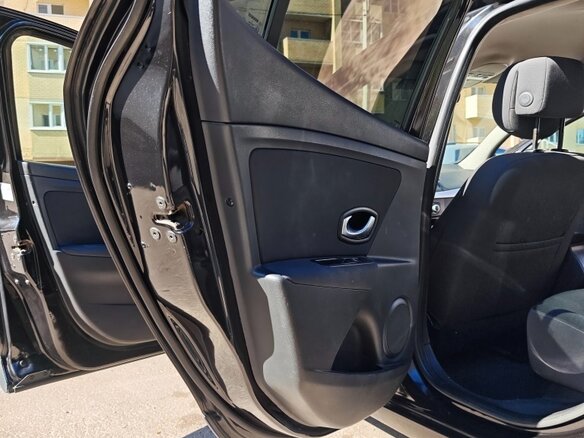 2011 Renault Megane III, чёрный, 620000 рублей - вид 12