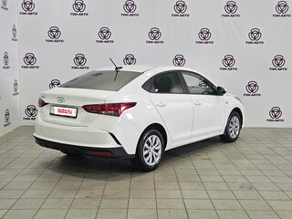 2021 Hyundai Solaris II Рестайлинг, белый, 1127000 рублей, вид 5