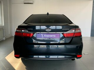 2015 Toyota Camry VII (XV50) Рестайлинг, зелёный, 1899000 рублей, вид 5