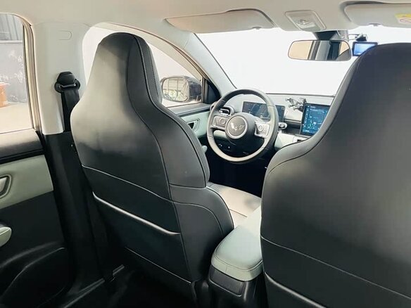 2024 Wuling Binguo 37.9 kWh, белый - вид 24