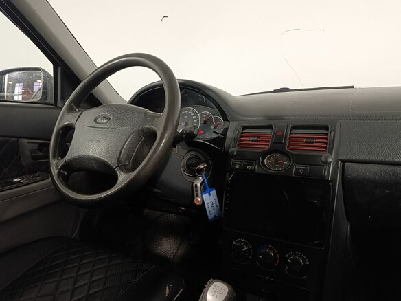 2008 Lada (ВАЗ) Priora I, зелёный, 300000 рублей - вид 11