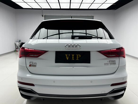 2022 Audi Q3 35 TFSI II (F3), белый, 2472000 рублей - вид 4