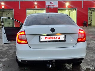 2016 Skoda Rapid I, белый, 700000 рублей, вид 4