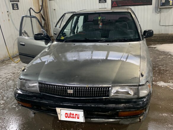 1990 Toyota Corona VIII (T170), серый, 105000 рублей - вид 1