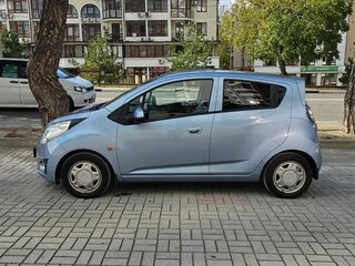 2011 Chevrolet Spark III, серый, 700000 рублей, вид 1