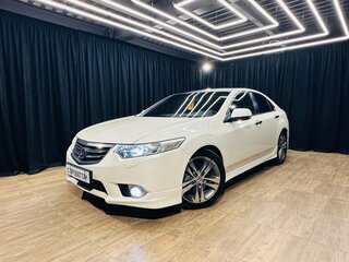 2011 Honda Accord VIII Рестайлинг, белый, 1549000 рублей, вид 1