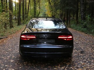 2013 Audi A8 Long III (D4), чёрный, 1700000 рублей, вид 3