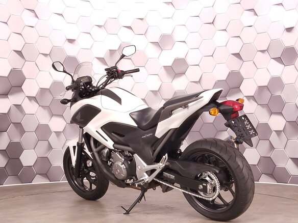 2013 Honda NC 700X, белый, 457000 рублей - вид 7