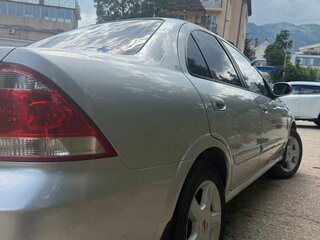 2010 Nissan Almera Classic I, серебристый, 525000 рублей, вид 4