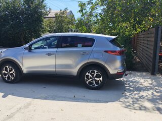 2021 Kia Sportage IV Рестайлинг, серый, 2070000 рублей, вид 5