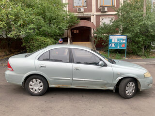 2007 Nissan Almera Classic I, серебристый, 425000 рублей, вид 2