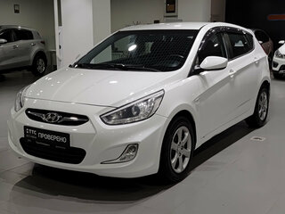 2013 Hyundai Solaris I, белый, 670000 рублей, вид 1